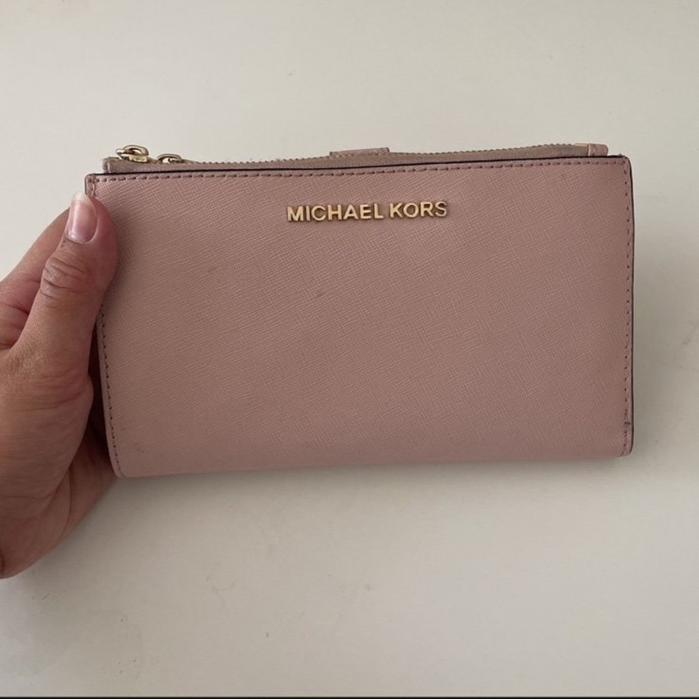 Michael Kor’s Wallet